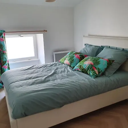Au Coeur Du Centre Historique - Immeuble Classe - Terrasse - Climatise Apartment *