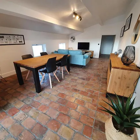 Apartment Au Coeur Du Centre Historique - Immeuble Classe - Terrasse - Climatise