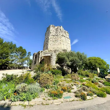 Au Coeur Du Centre Historique - Immeuble Classe - Terrasse - Climatise * Nîmes