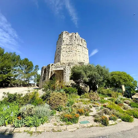 Au Coeur Du Centre Historique - Immeuble Classe - Terrasse - Climatise * Nîmes