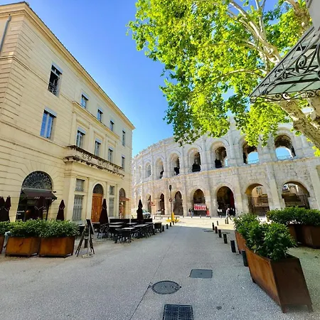 Διαμέρισμα Au Coeur Du Centre Historique - Immeuble Classe - Terrasse - Climatise
