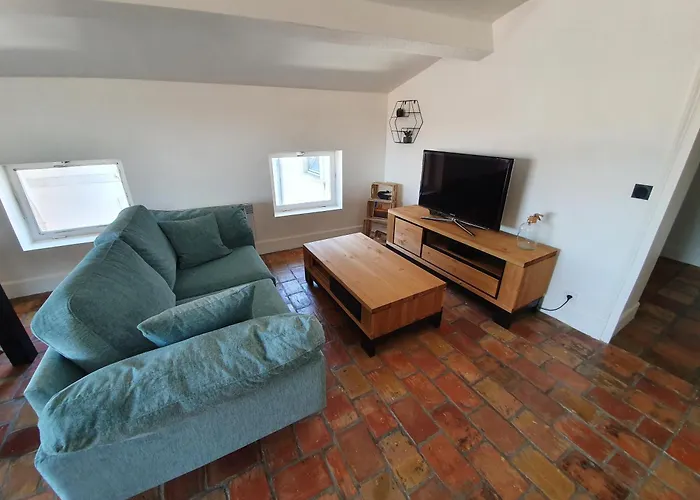 Apartamento Au Cœur Du Centre Historique - Immeuble Classé - Terrasse - Climatisé Nimes