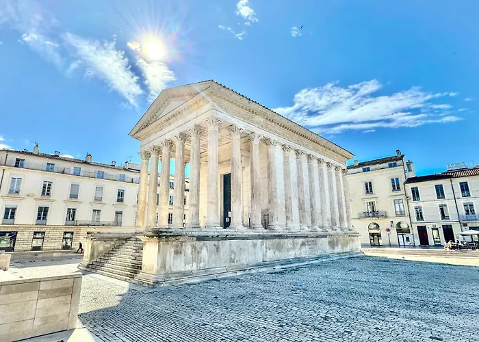 Au Coeur Du Centre Historique - Immeuble Classe - Terrasse - Climatise Daire *